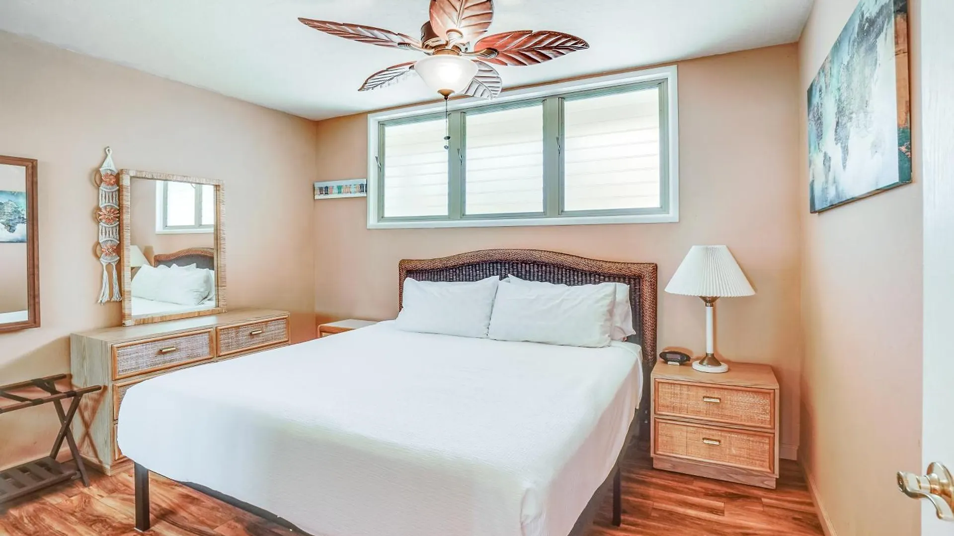 Kaunakakai Condo With Private Lanai And Ocean Views! United States