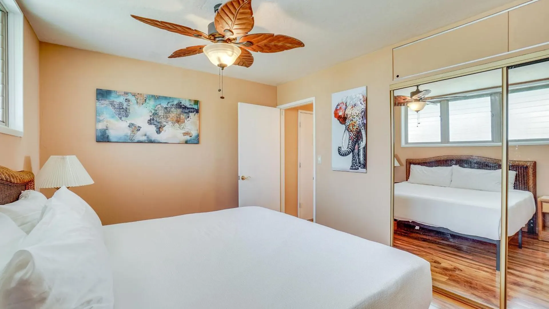 Kaunakakai Condo With Private Lanai And Ocean Views!